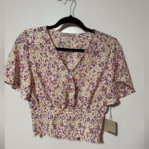 NWT Active USA Women’s Floral Cottagecore Top L
